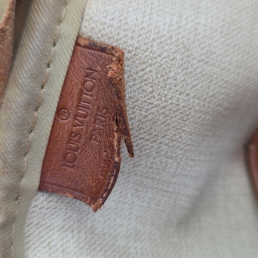 Louis Vuitton Brown Monogram Travel Bag, Project. No Handles Attached. REDUCTION - Picture 9 of 12